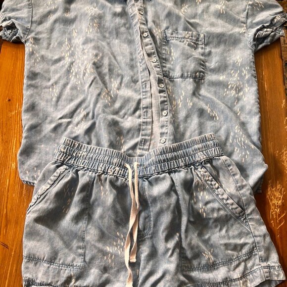 Splendid Collection | Summer Set Button Down Shirt + Drawstring Shorts - Picture 2 of 8